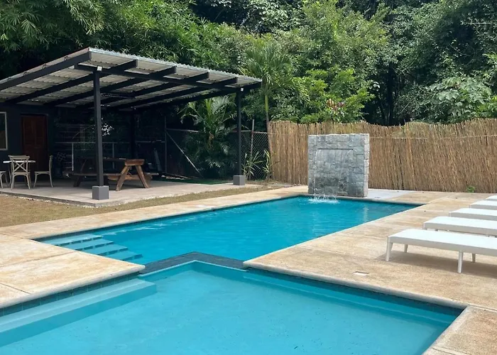 Malani Tamarindo *